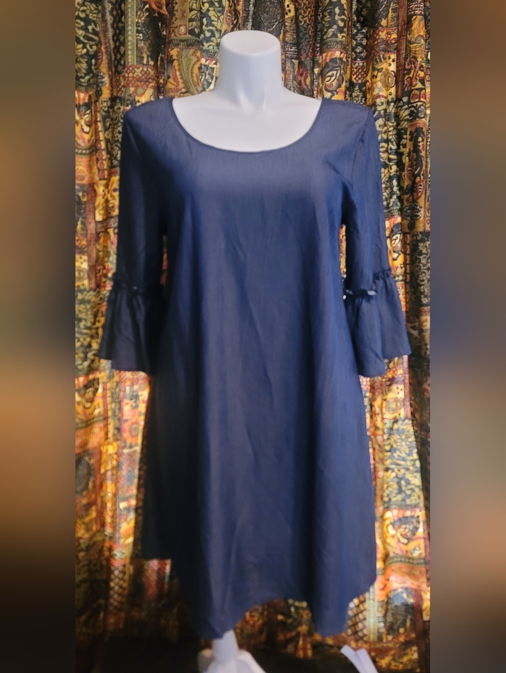 Chambray Blue Women's Scoop Neck Bell Sleeve Dress